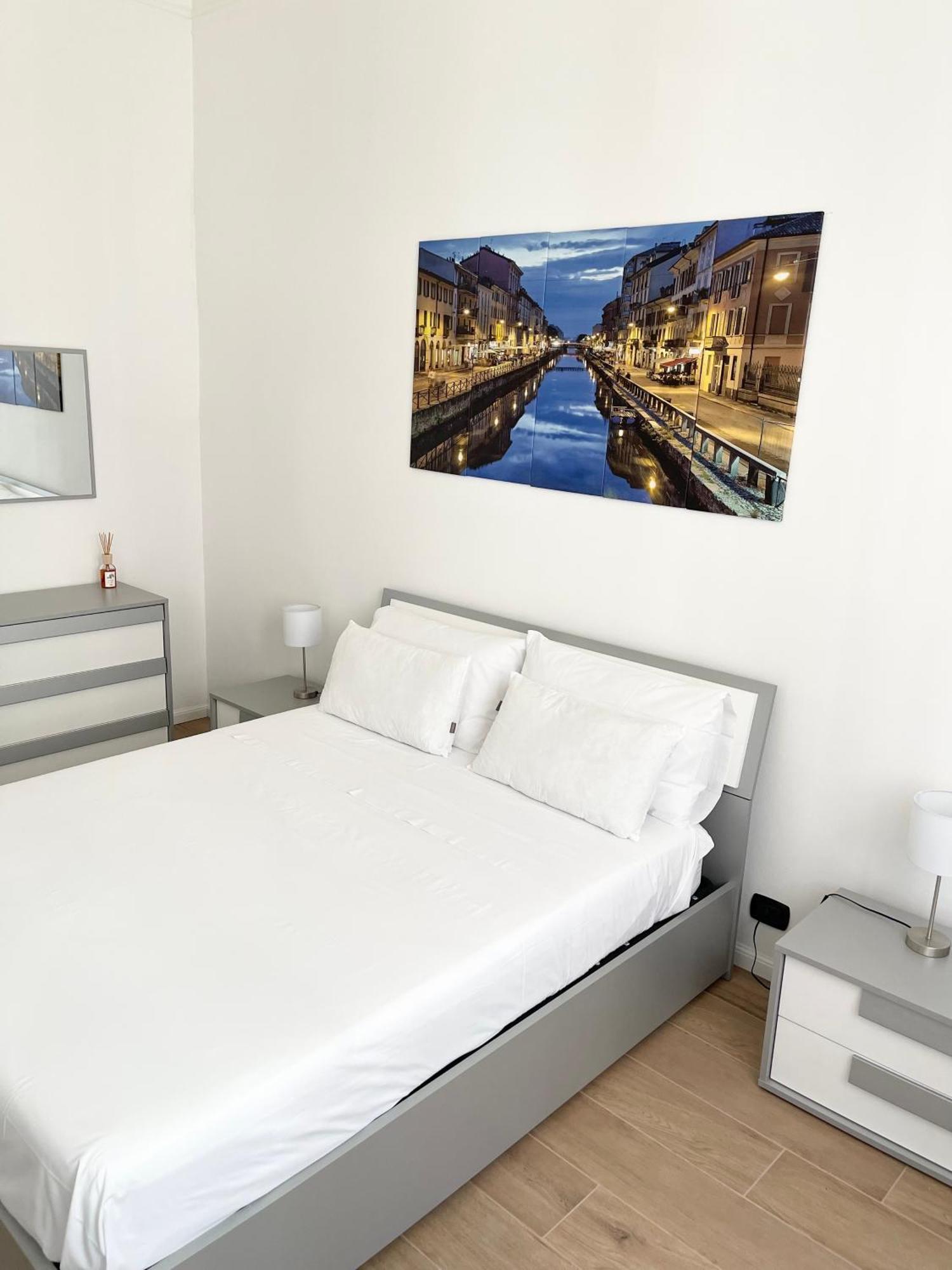 Ampio Bilocale Zona Navigli Appartement Milaan Buitenkant foto