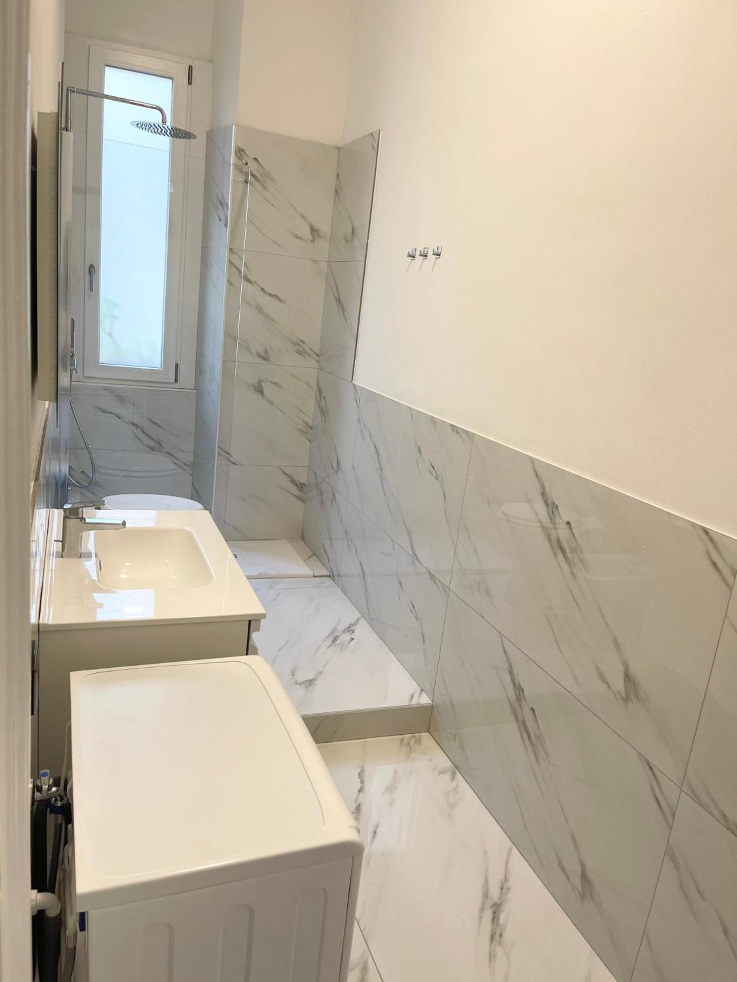 Ampio Bilocale Zona Navigli Appartement Milaan Buitenkant foto